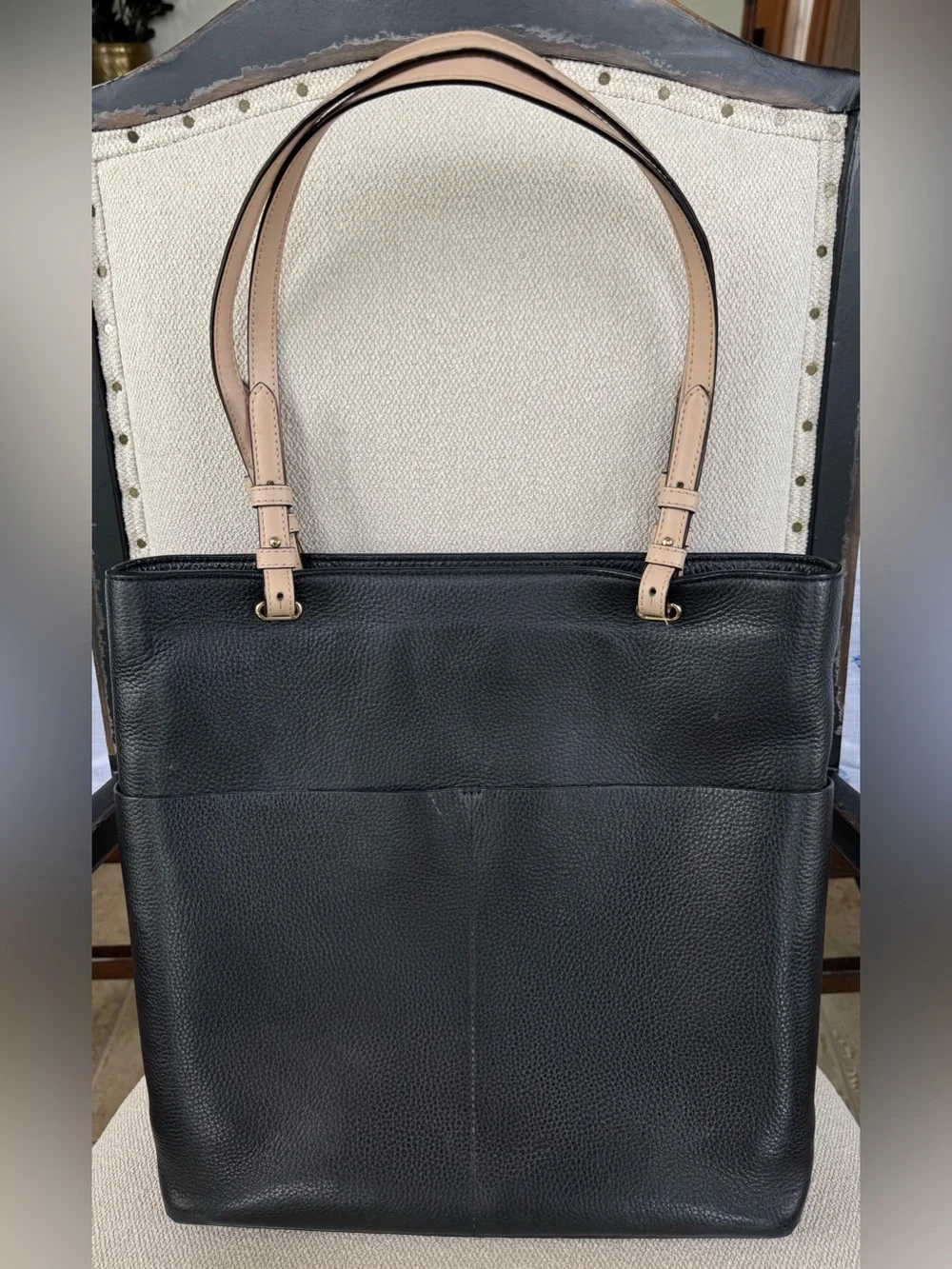 Michael Kors Bedford Medium Black Leather Pocket Tote with Nude Straps - Picture 5 of 9